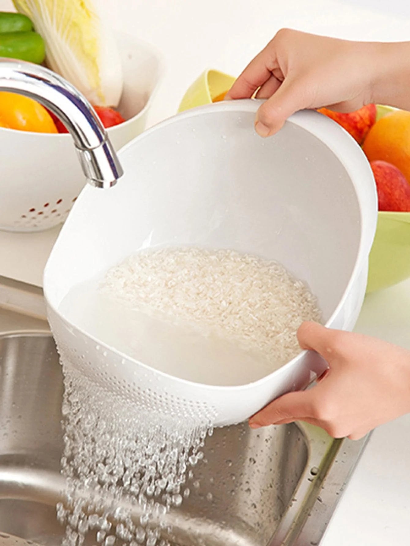 Colander Rice and Fruit Bowl with Handle - Kitchen Washing and Drain Basket