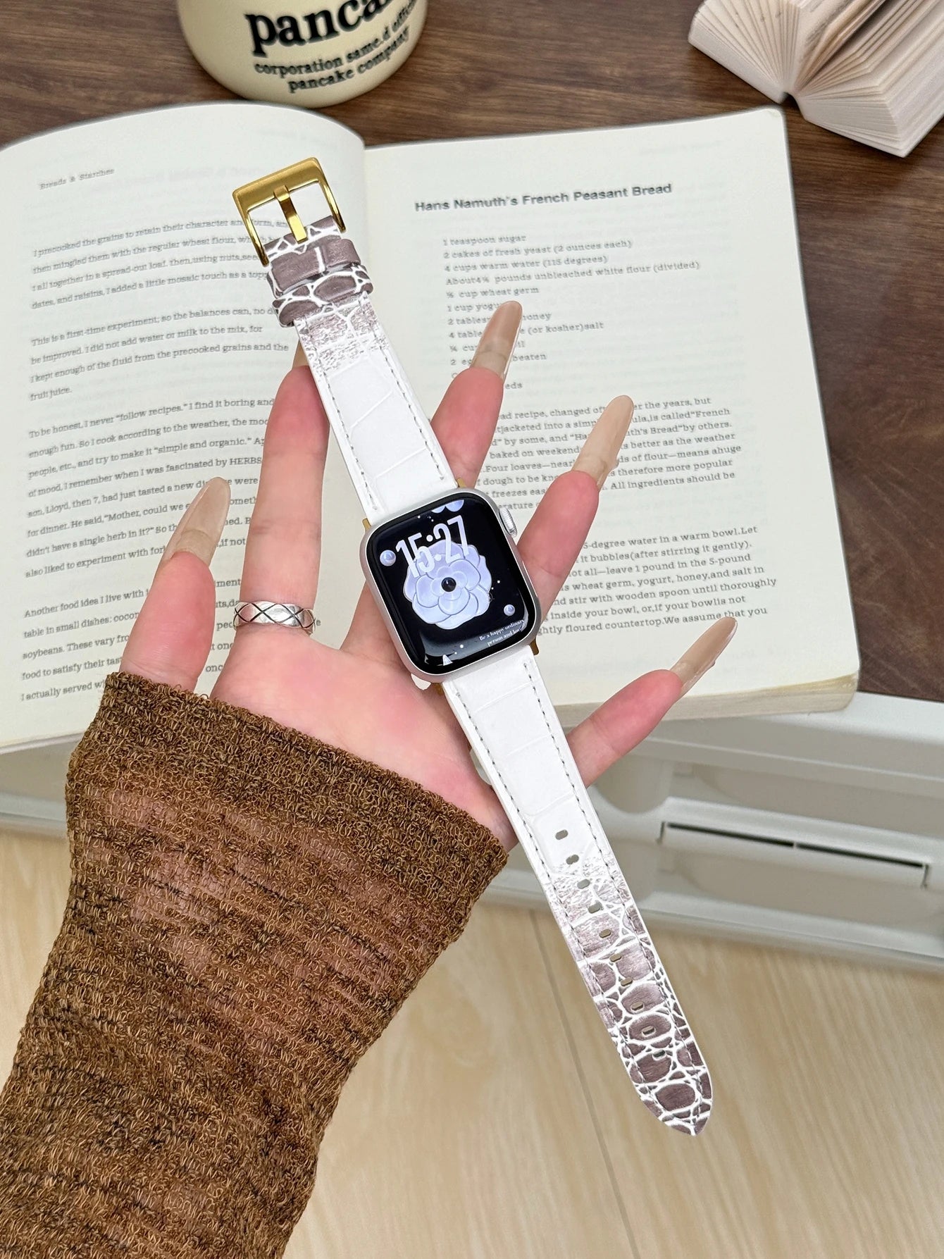 Genuine Leather Loop Band for Apple Watch | Slim Elegant Replacement Strap for Series 1-11, SE & Ultra (38mm - 49mm)